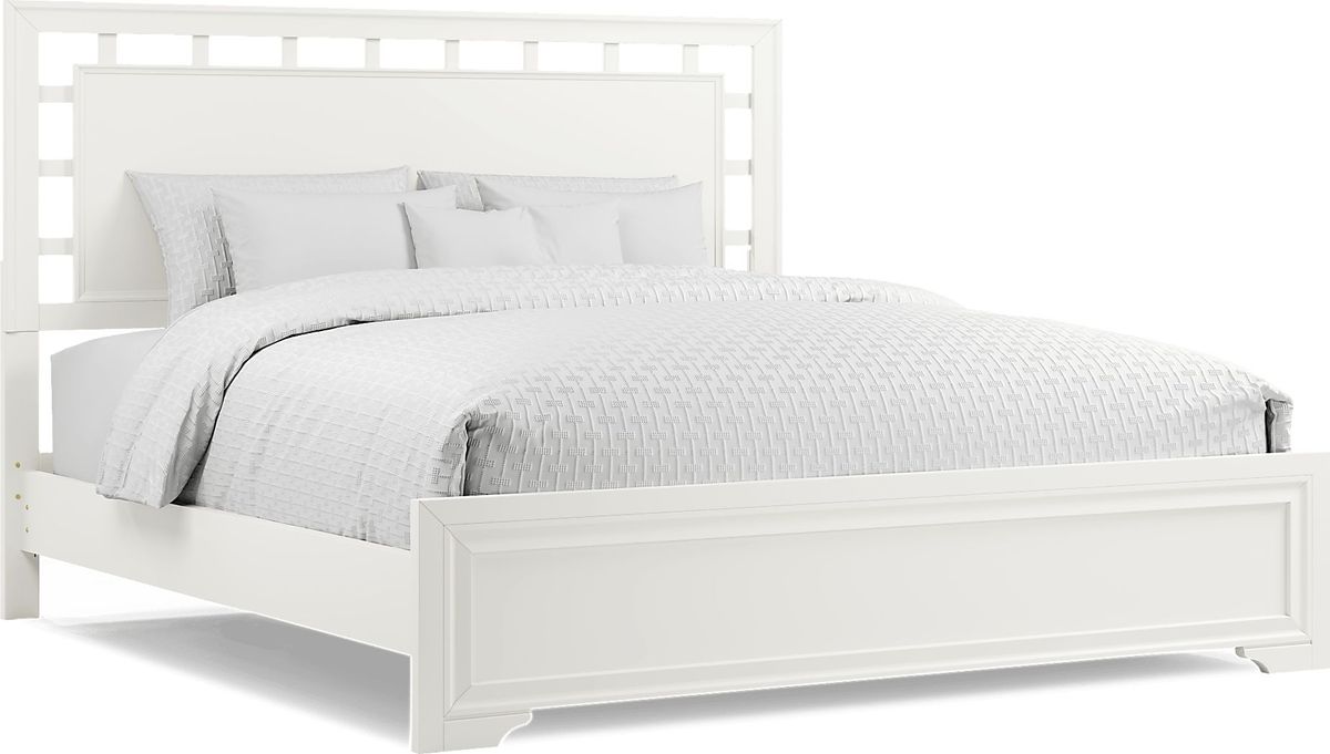 Small Spaces Belcourt White 5 Pc King Lattice Bedroom