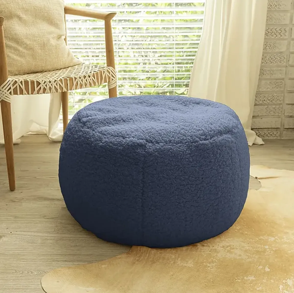 Meashi Indigo Shealing Pouf