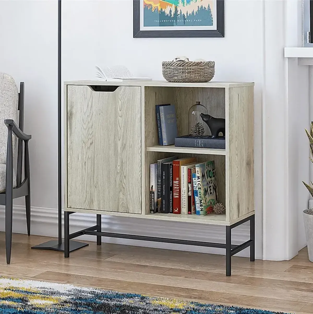 Oscolo Oak Accent Cabinet