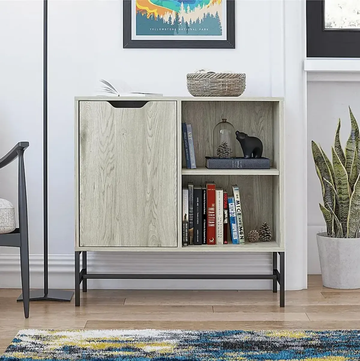 Oscolo Oak Accent Cabinet