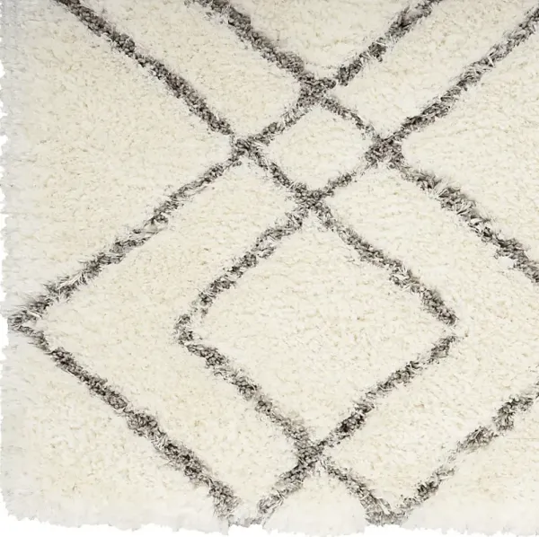 Zulea Ivory 5'3 x 7'3 Rug