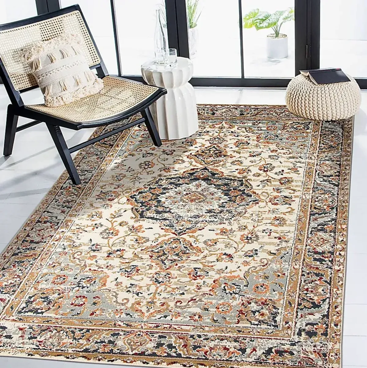 Crealla Ivory 5'1 x 7'6 Rug