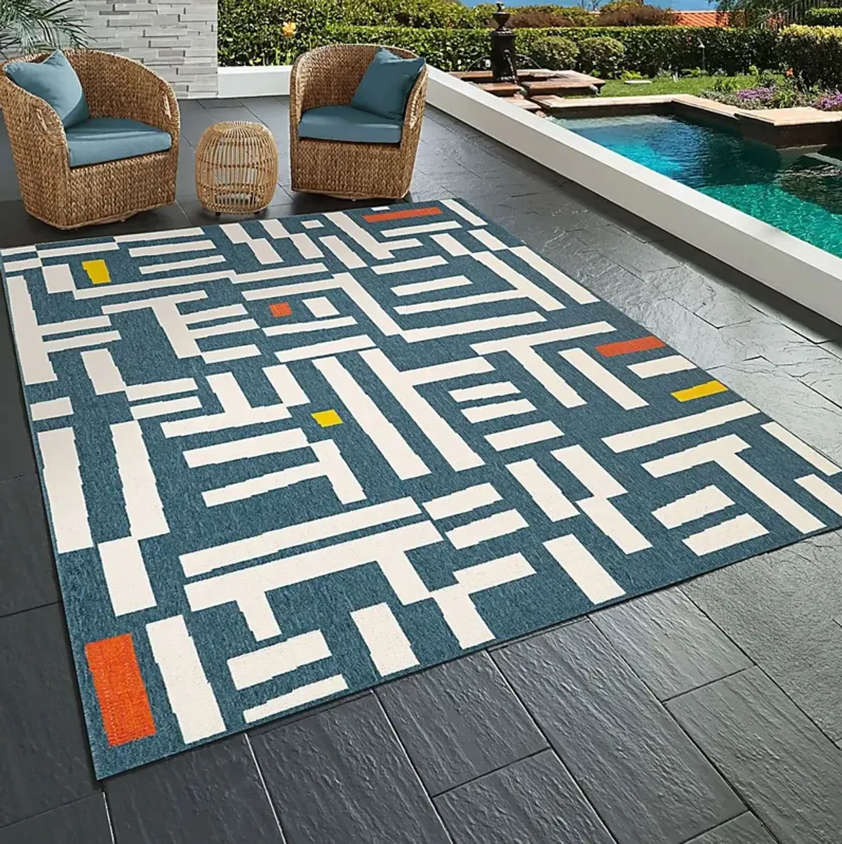 Evette Rios Swanton Blue 5' x 7' Indoor/Outdoor Rug