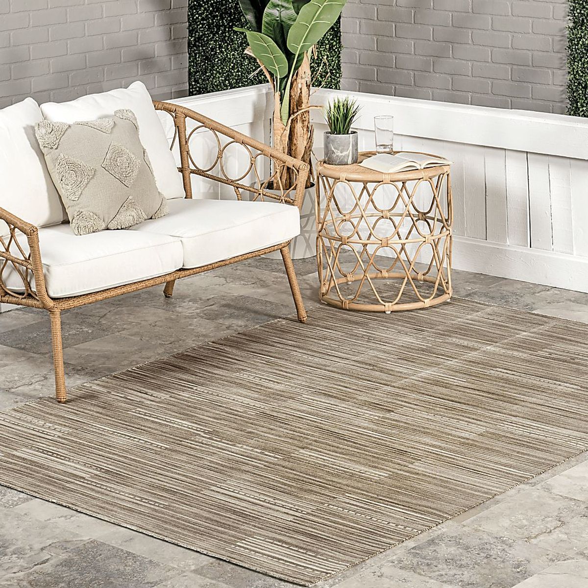 Nikanor Beige 4' x 6' Indoor/Outdoor Rug