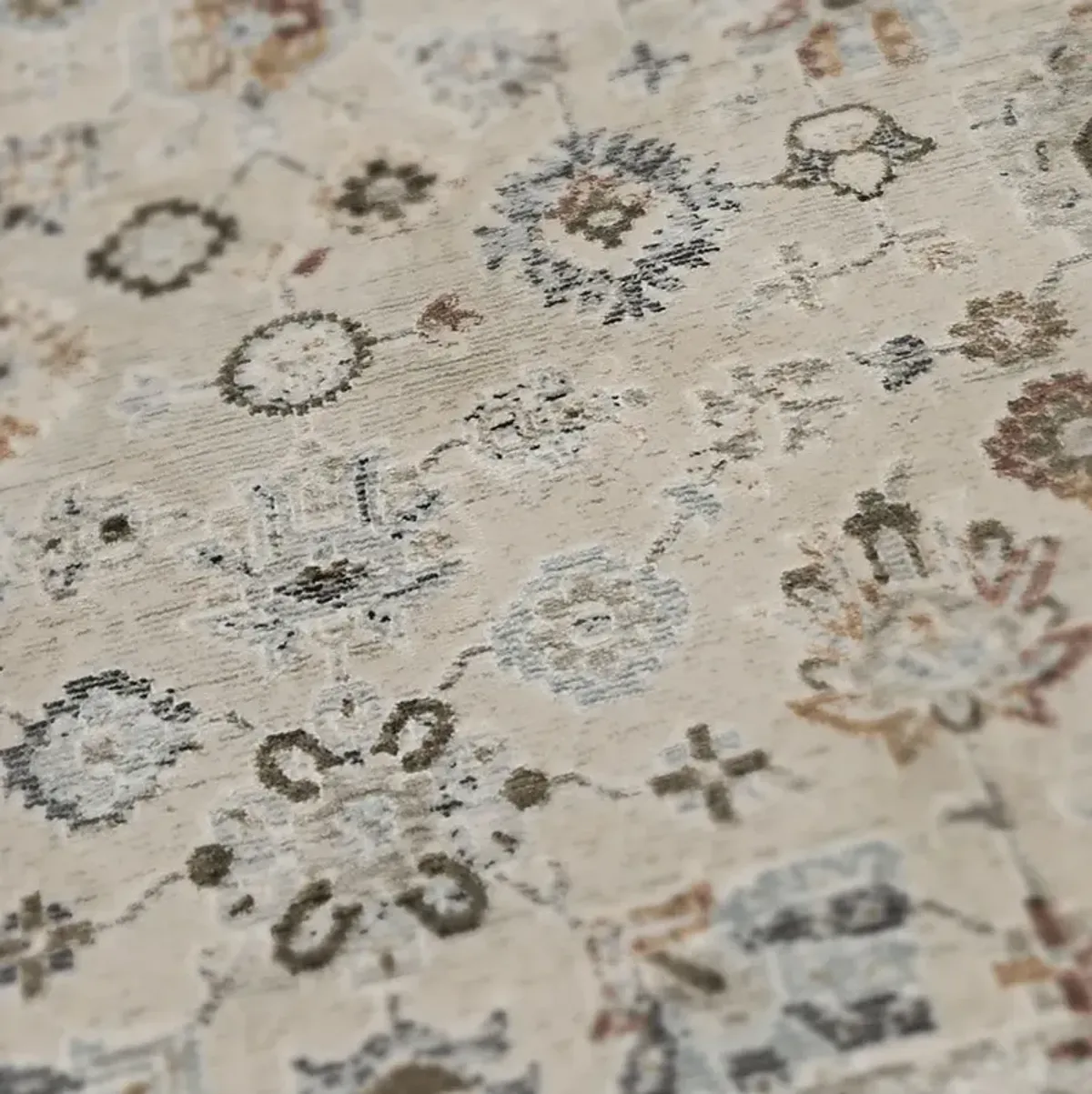 Dewmire Ivory 5'3 x 7'10 Rug