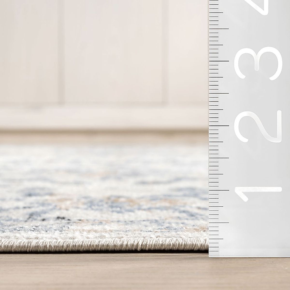 Vellitu Blue 4' x 6' Rug