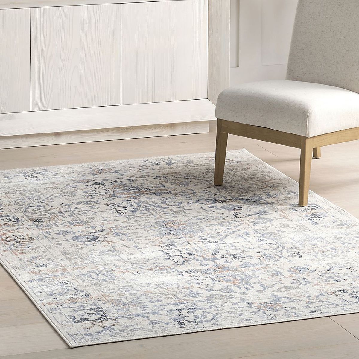 Vellitu Blue 4' x 6' Rug