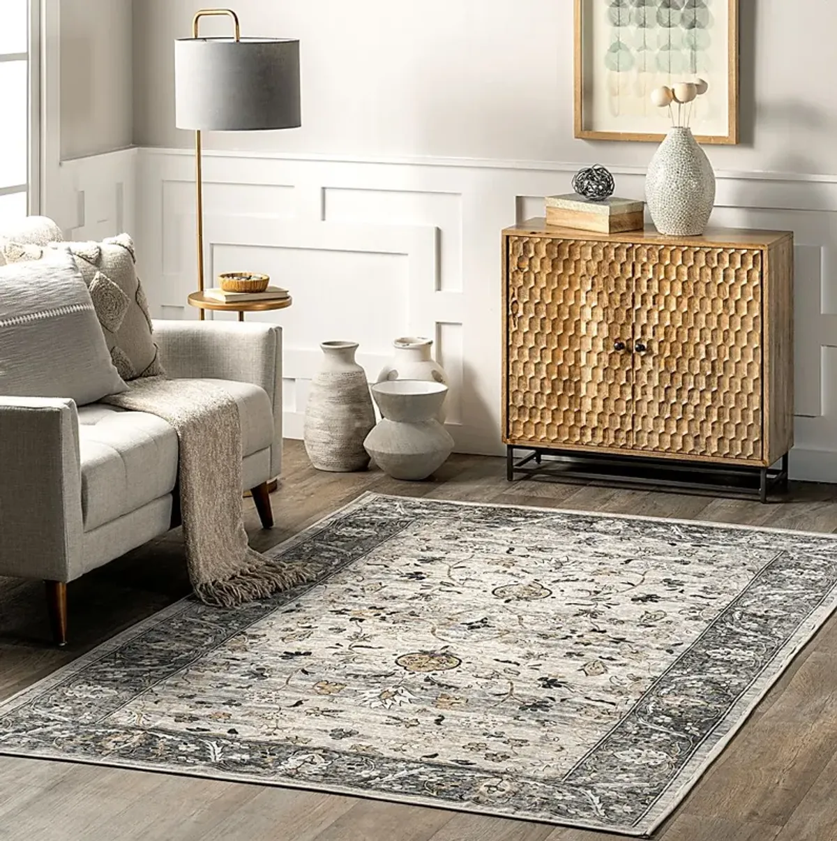 Gizane Gray 4' x 6' Rug