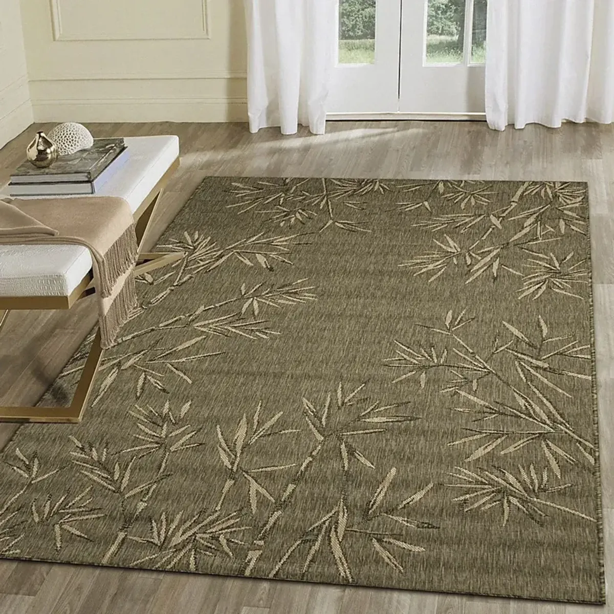 Montdover Green 4'10 x 7'6 Indoor/Outdoor Rug