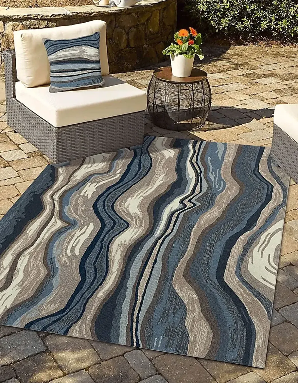 Cossuf Blue 5' x 7'6 Indoor/Outdoor Rug