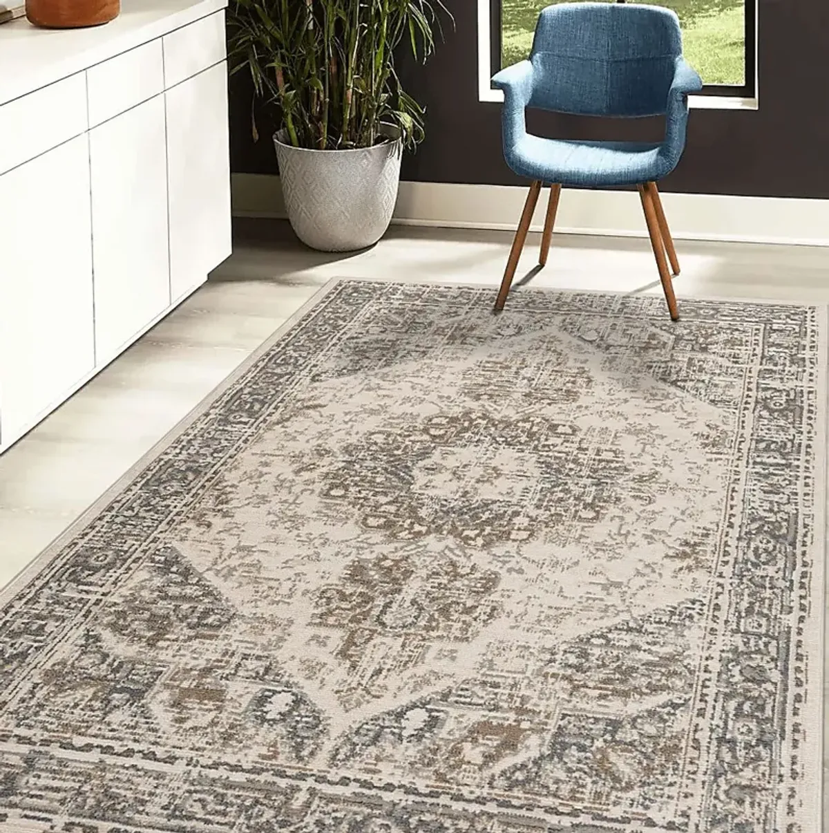 Marllan Beige 5'3 x 7'6 Rug