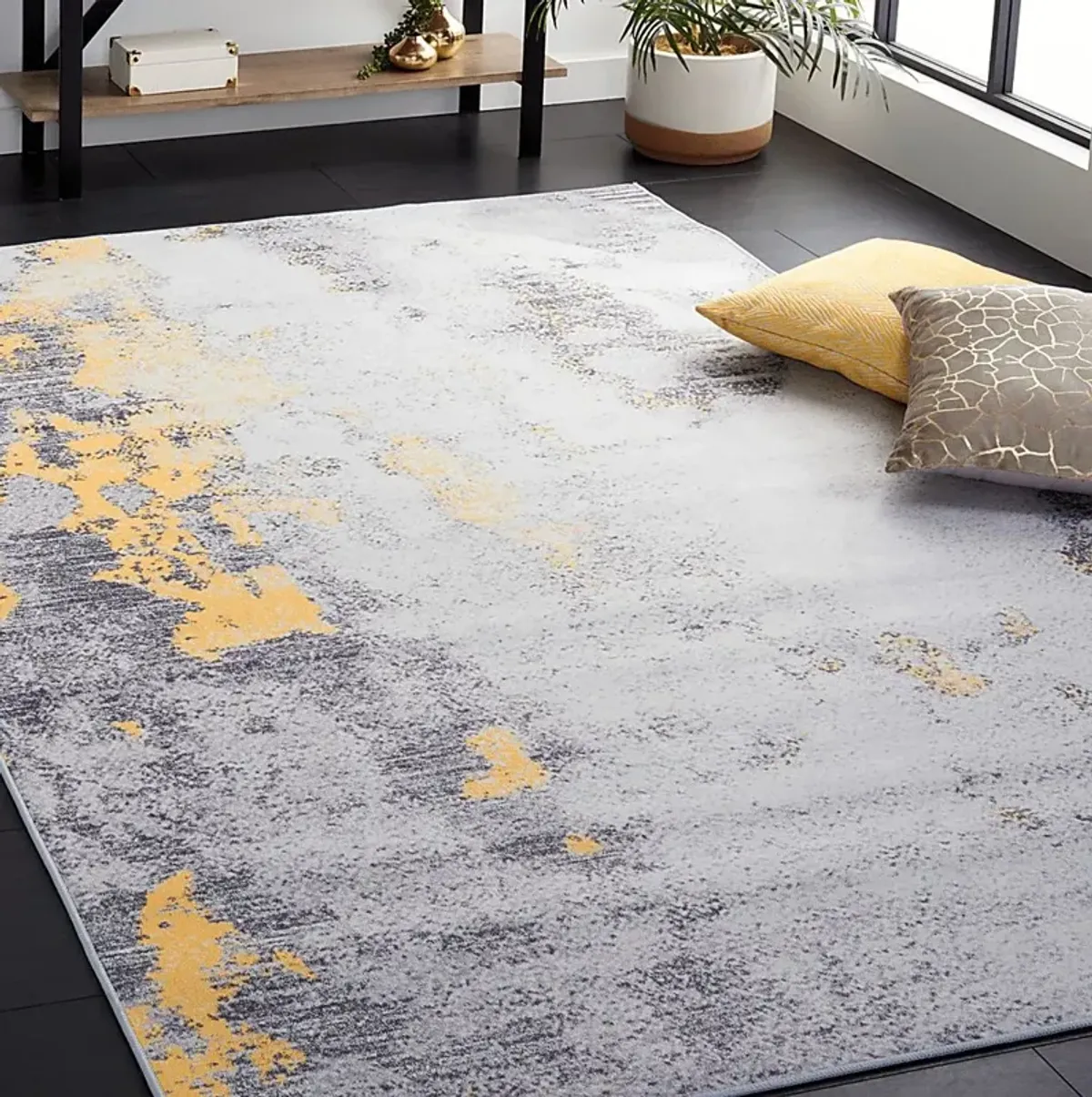 Zhoro Gray/Gold 6' x 9' Rug