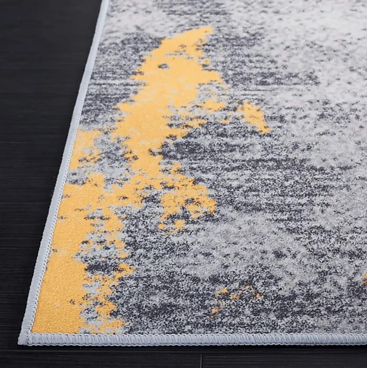 Zhoro Gray/Gold 6' x 9' Rug