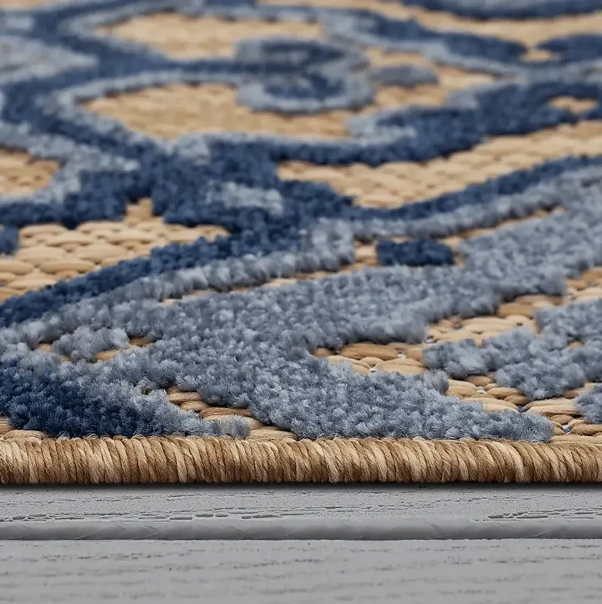 Framingway Blue 6' x 9' Indoor/Outdoor Rug