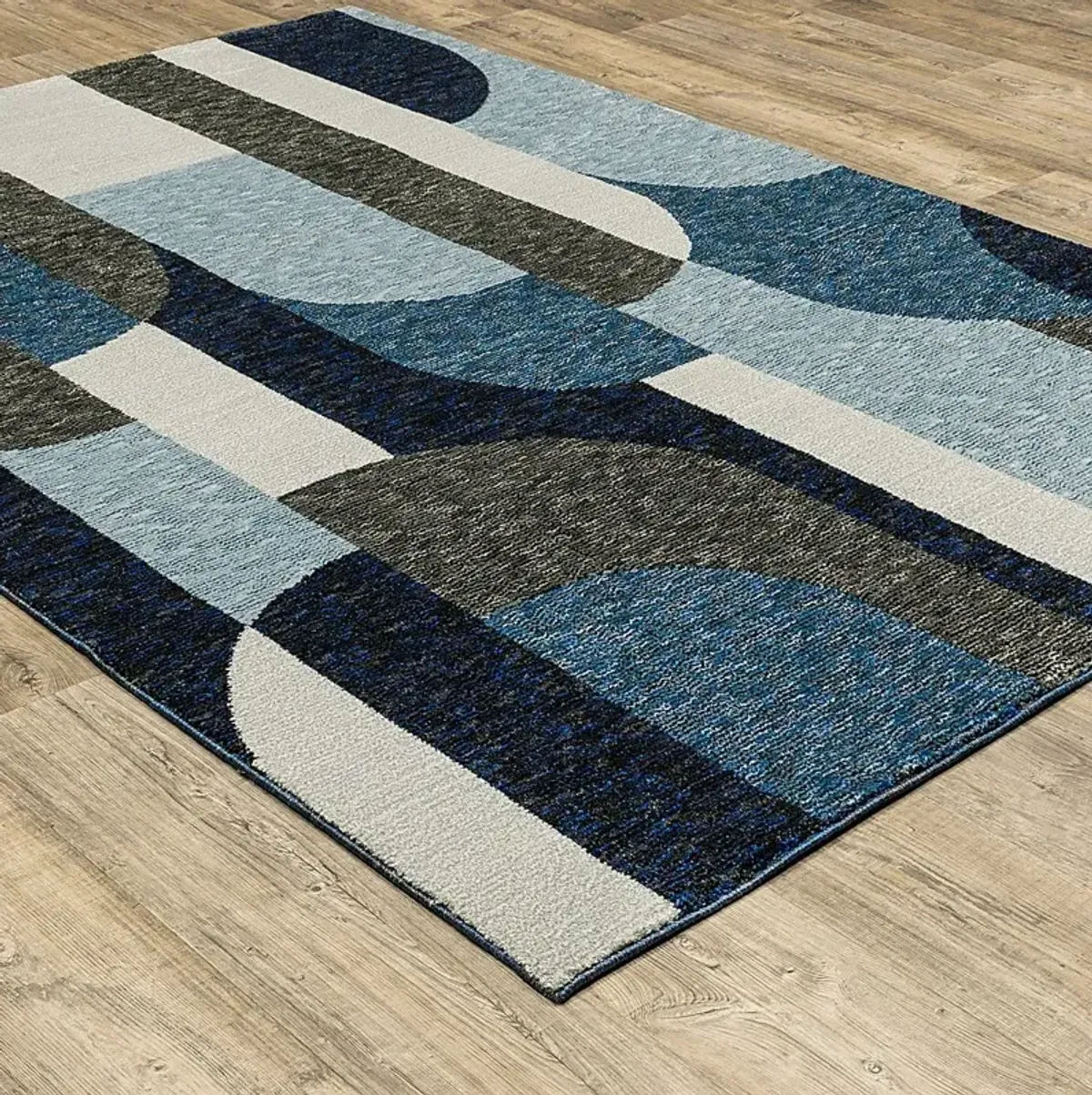 Ramla Blue 6'7 x 9'6 Rug