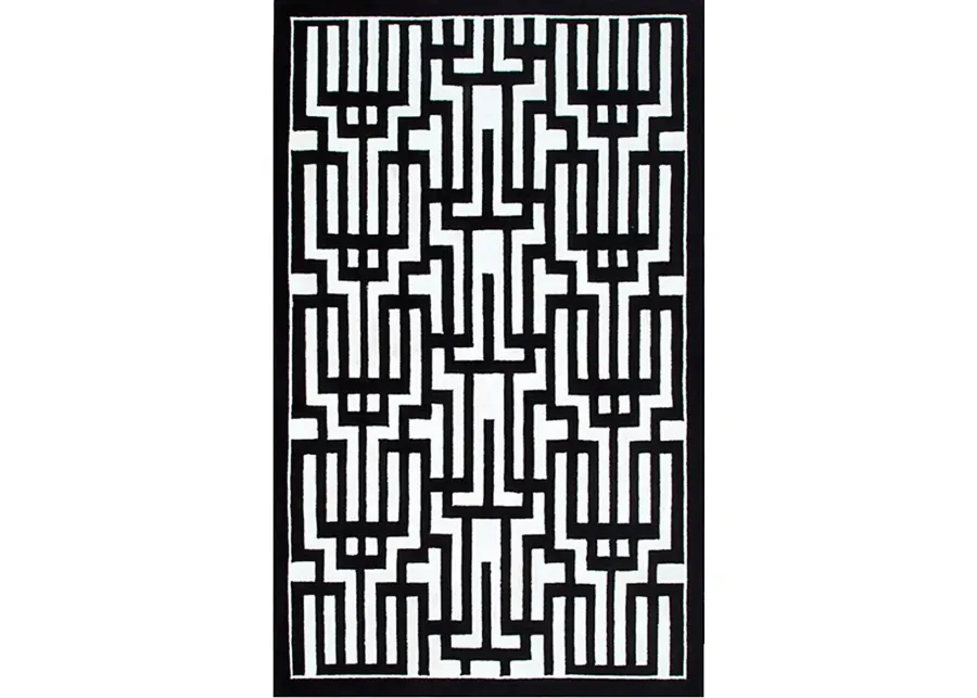 Naireria Black 8' x 10' Indoor/Outdoor Rug