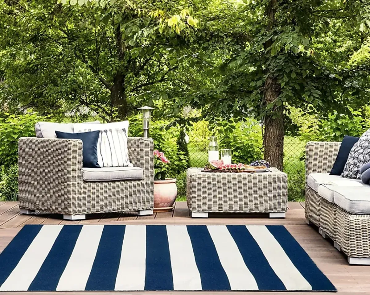 Lorahorn Navy 7'6 x 9'6 Indoor/Outdoor Rug