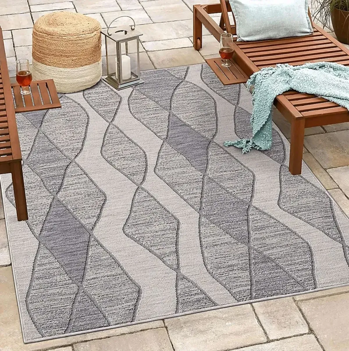 Boyale Blue 7'10 x 9'10 Indoor/Outdoor Rug