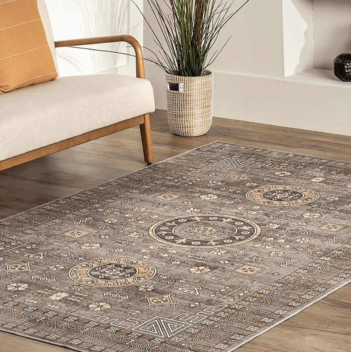 Urki Brown 9' x 12' Rug