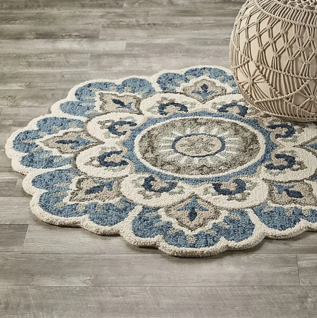 Ariam Blue 4' Round Rug