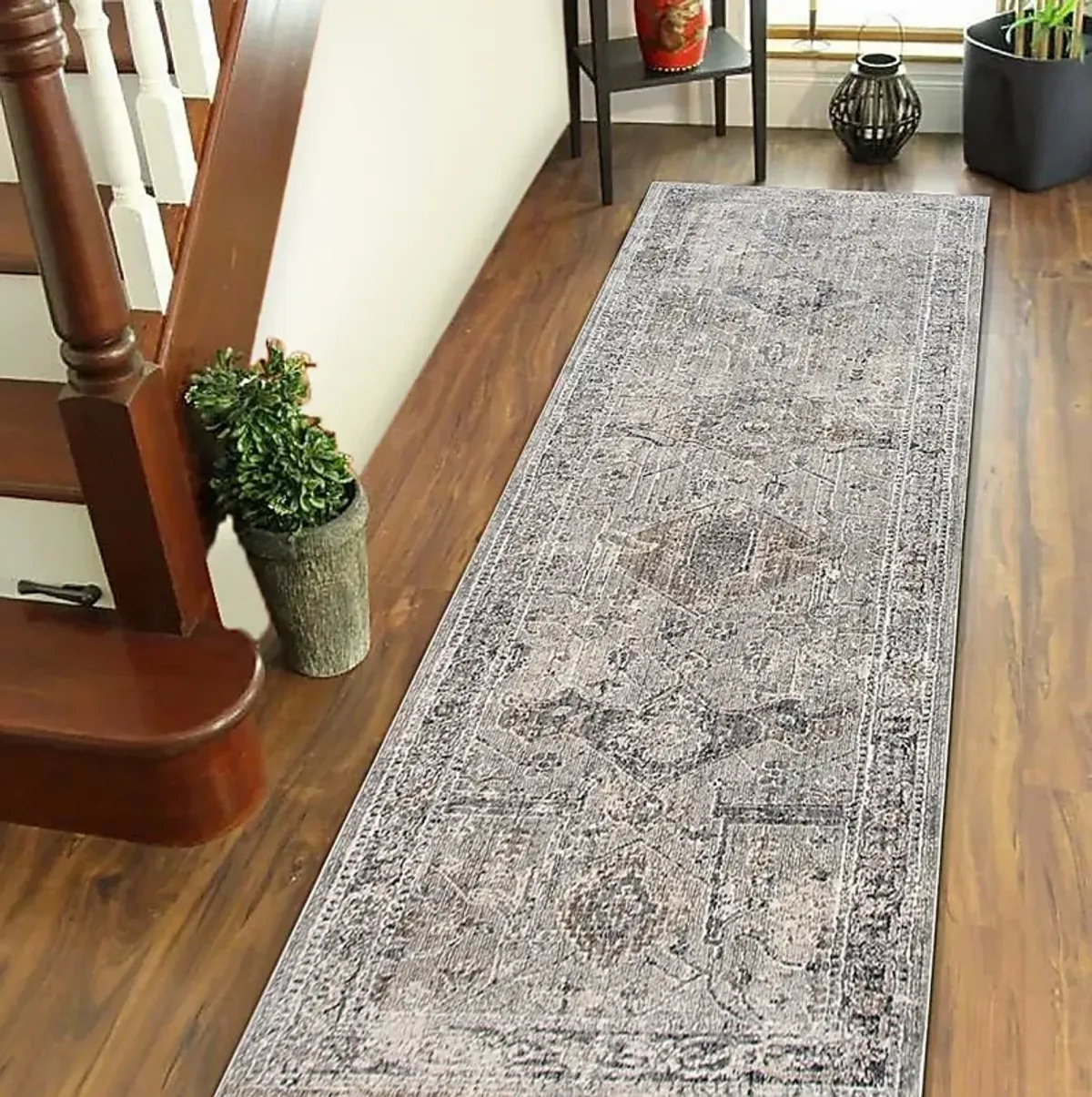 Wulworth Gray 2'6 x 7'10 Runner Rug