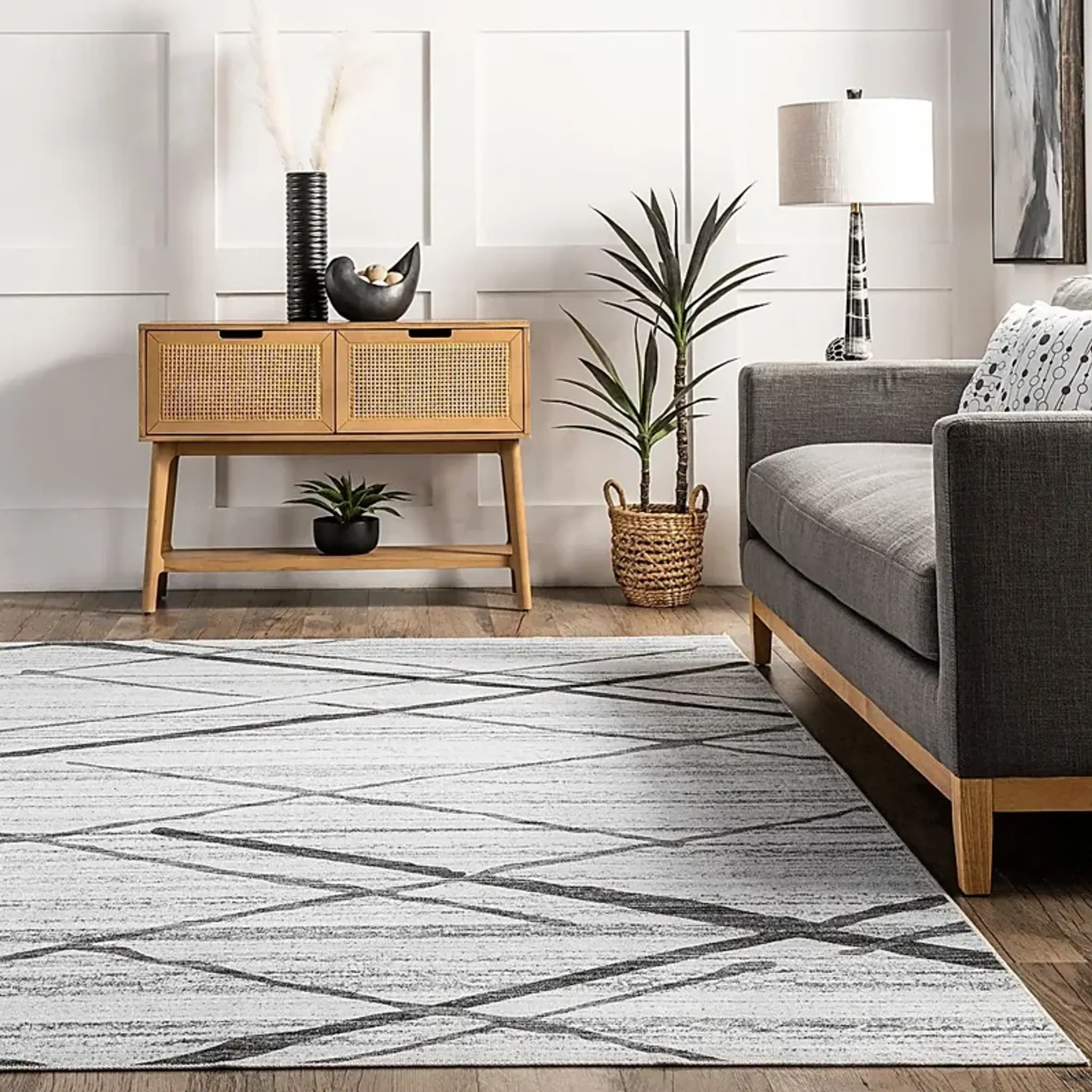 Lastur Light Gray 26 X 8 Rug Rooms To Go | Furniture.com
