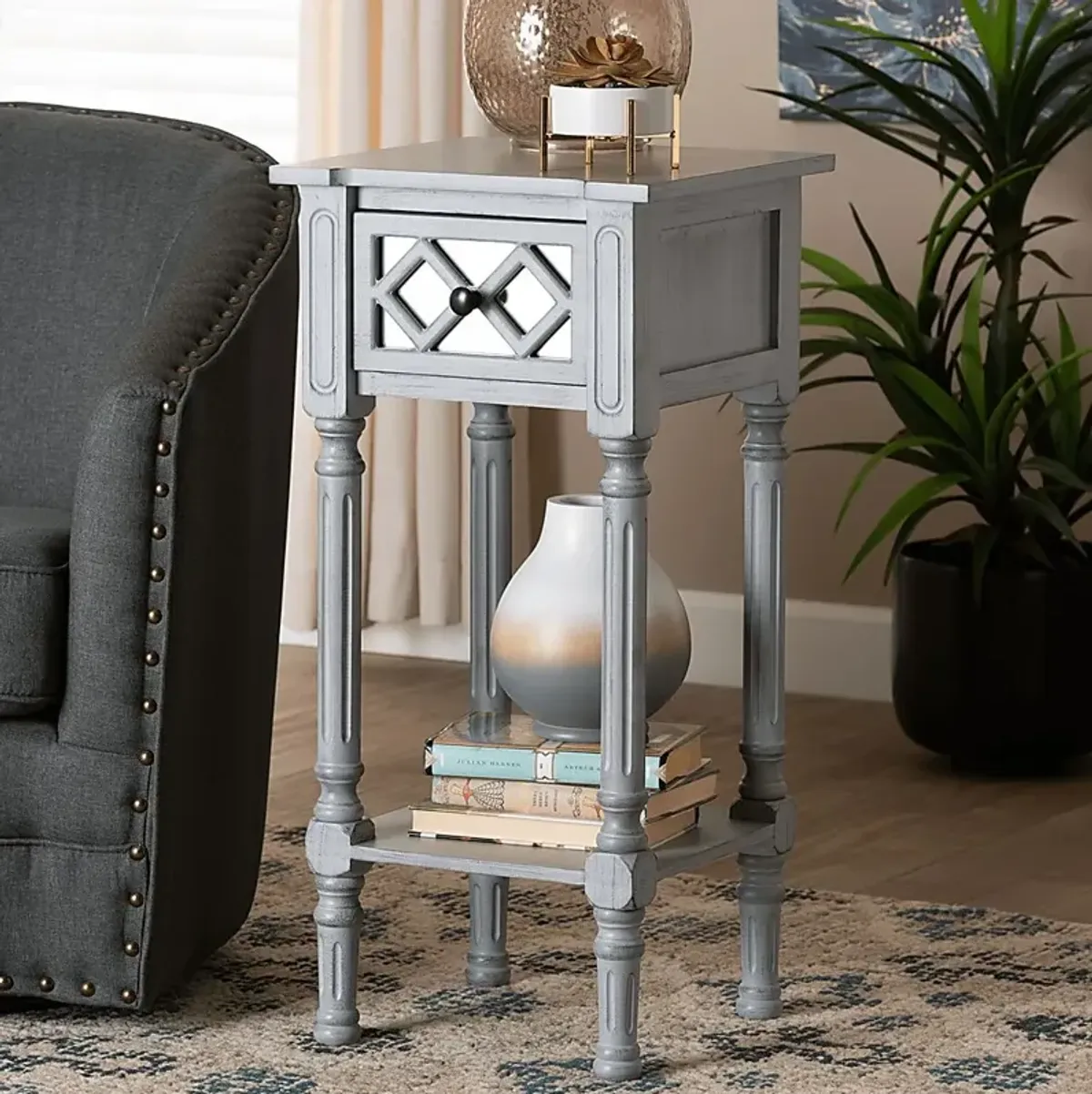 Centanni Gray End Table