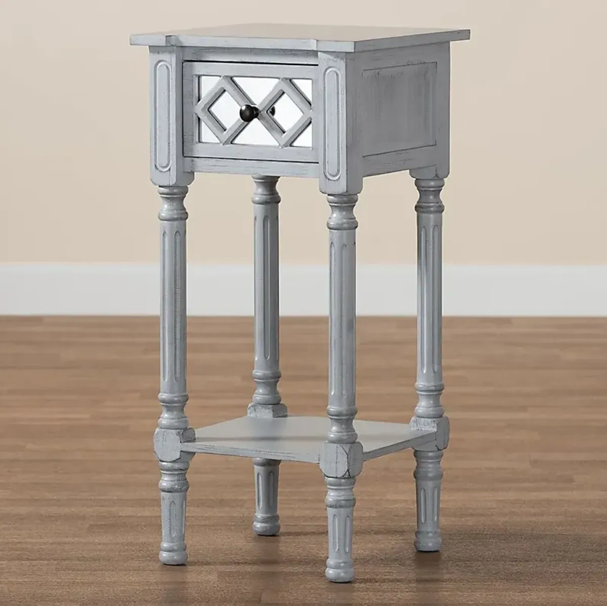 Centanni Gray End Table