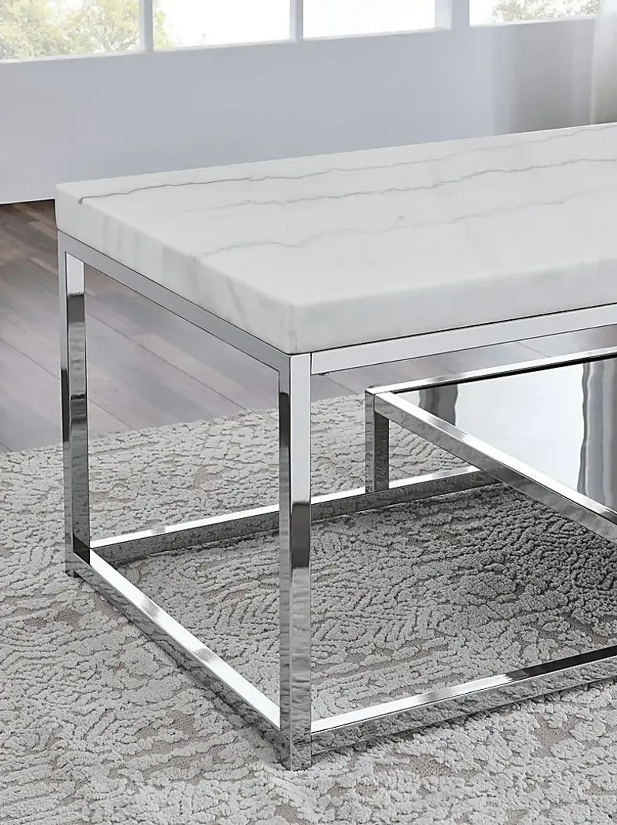 Brudertonas White Cocktail Table