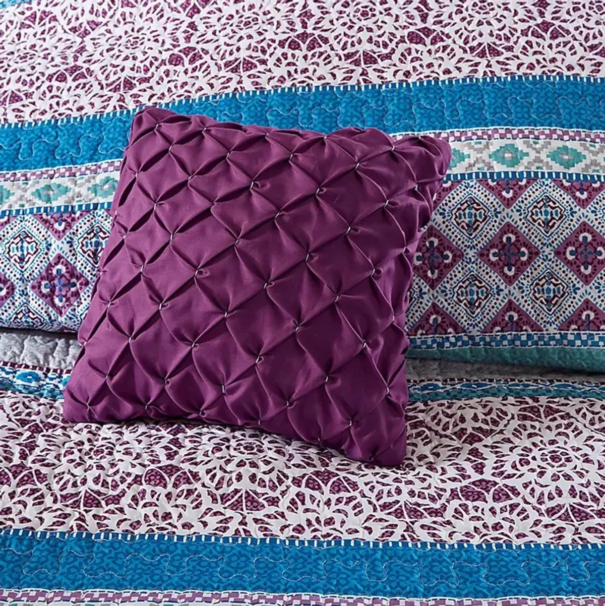 Bezzy Purple Twin Quilt Set