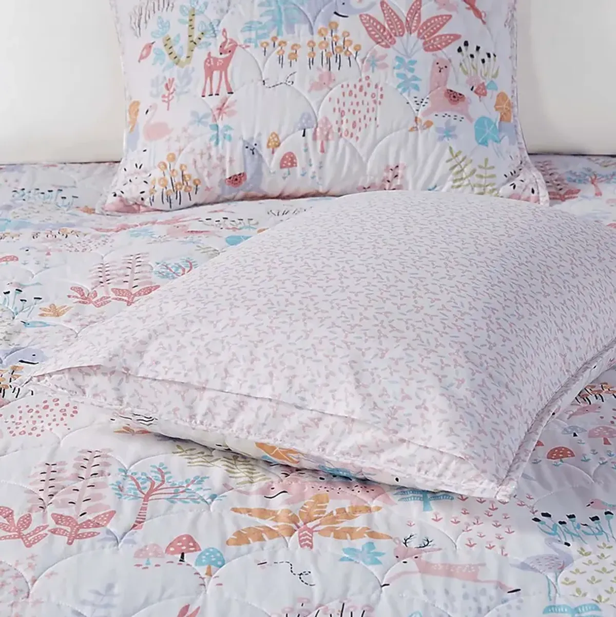 Maiya Blush Twin Quilt Set