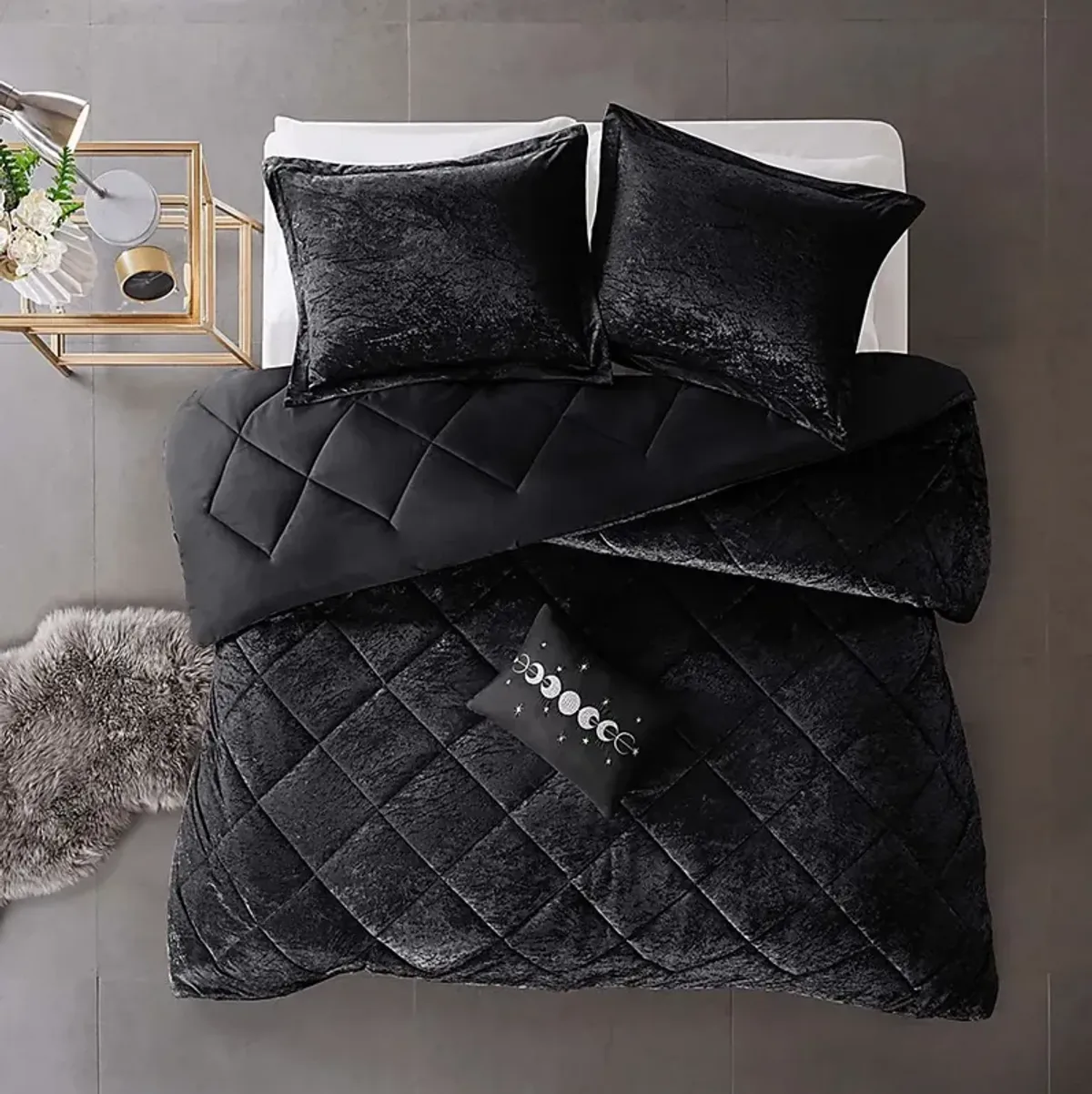 Bajaro Black King Comforter Set