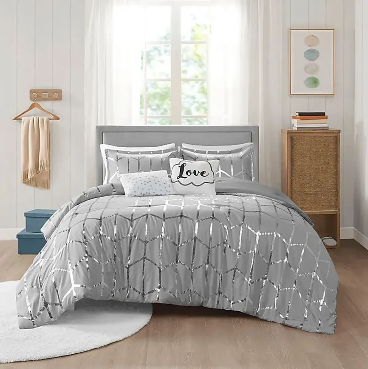 Alesi Gray King Comforter Set