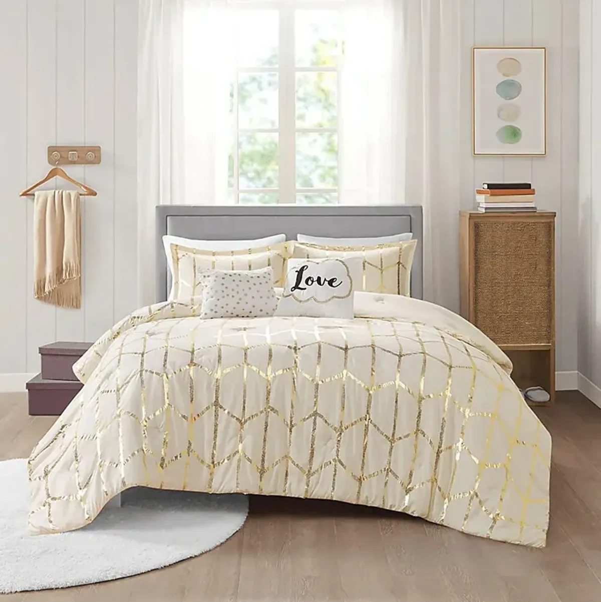 Alesi Gold King Comforter Set