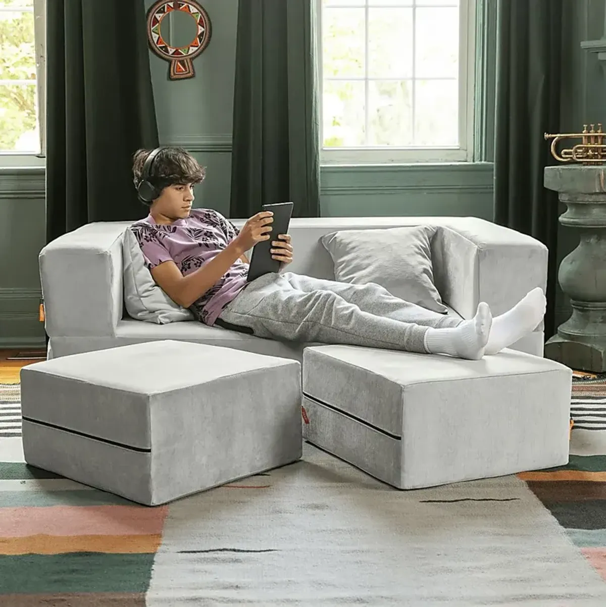 Kids Alfy White Loveseat & Ottomans, Set of 3