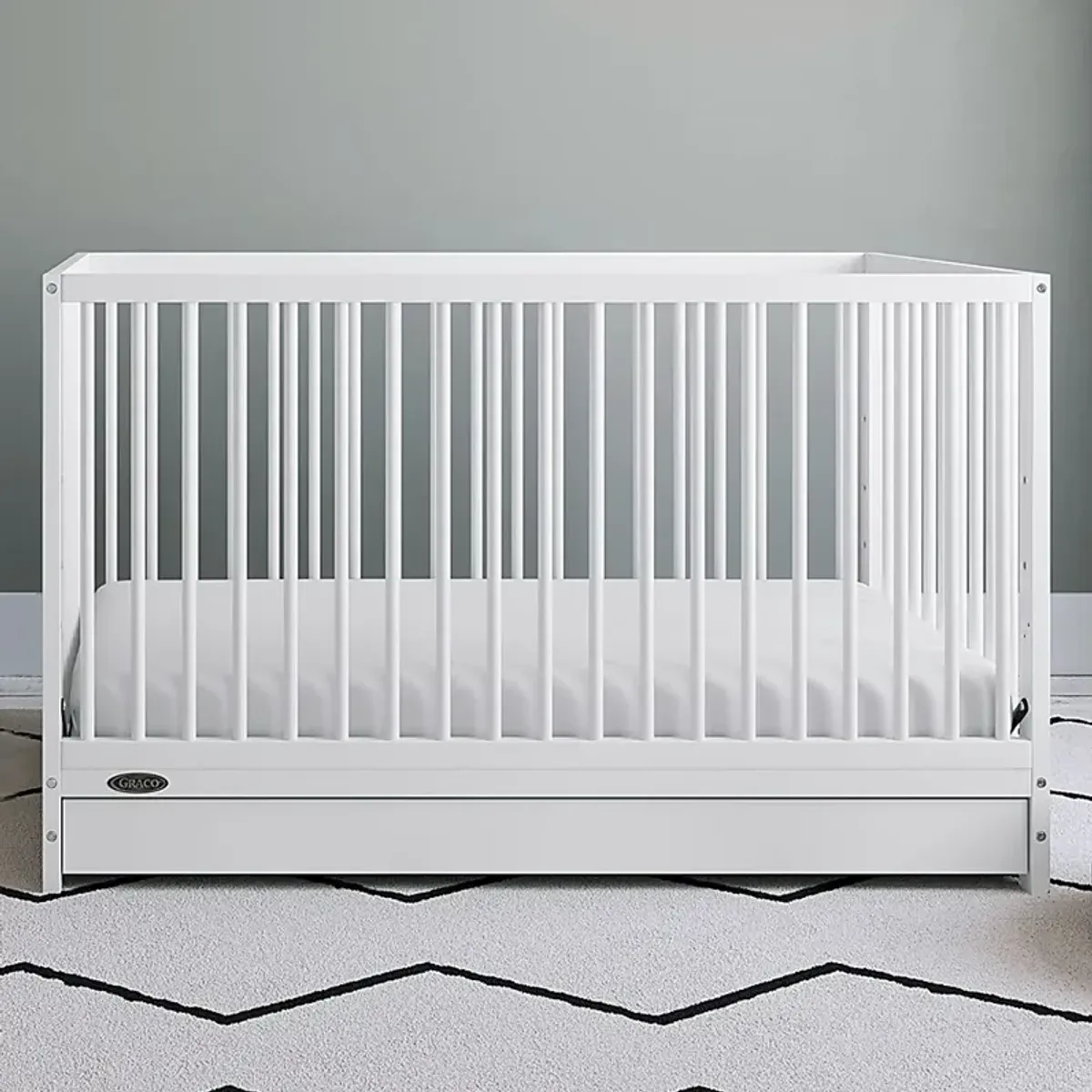 Alexei White Convertible Crib