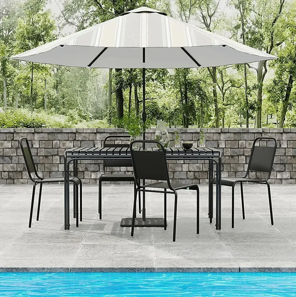 Outdoor Impatiens Black Dining Chair