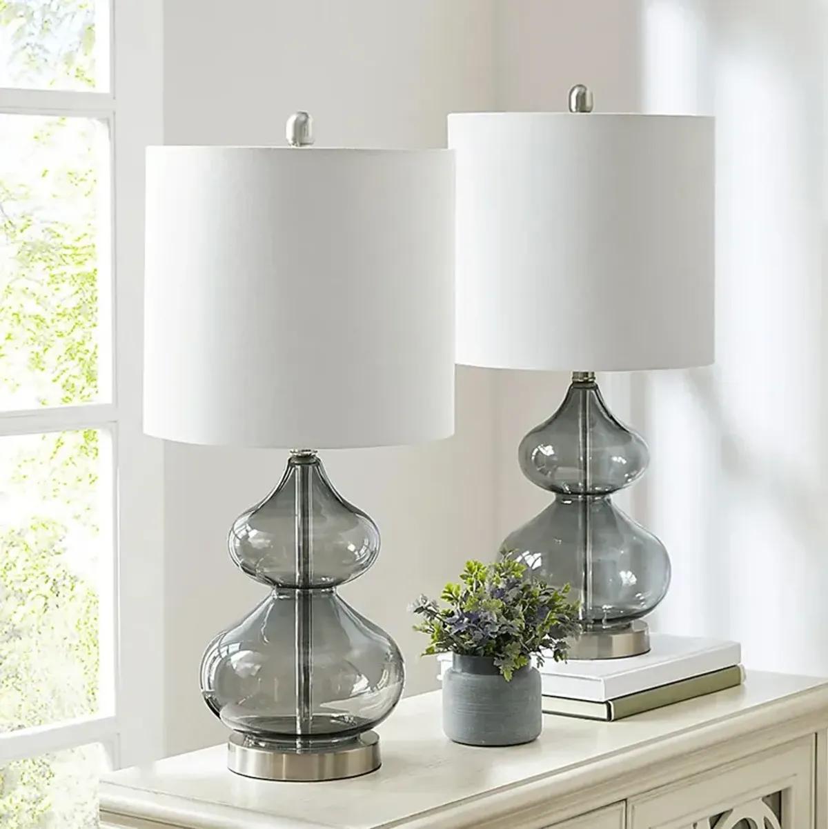 Wetzel Hollow Gray Lamp, Set of 2