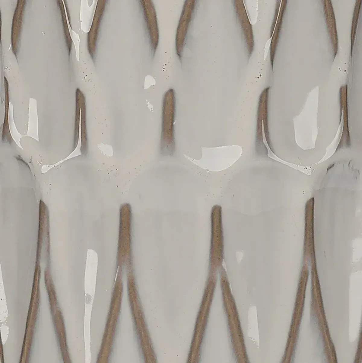 Ysolino Farm White Lamp