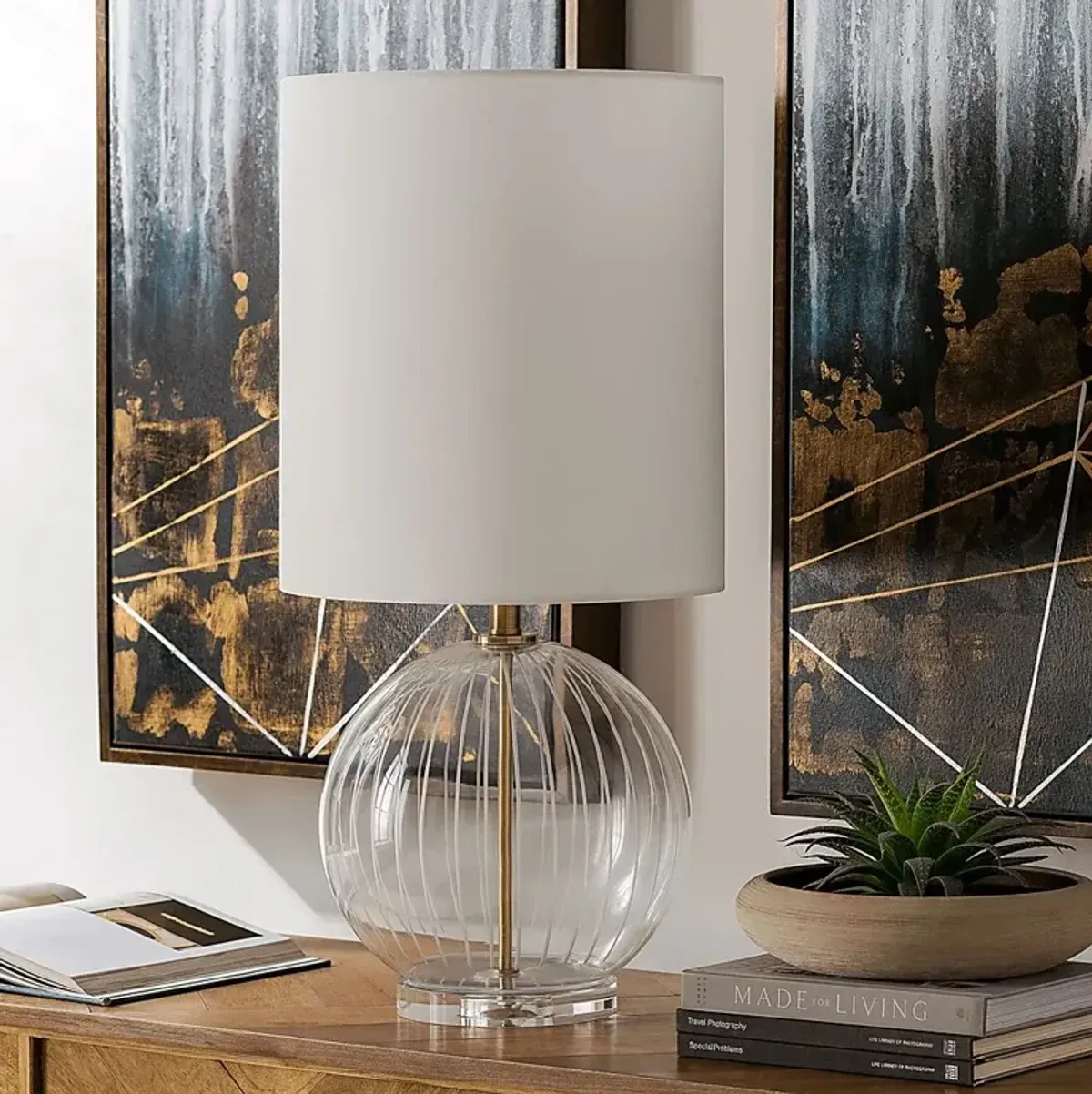 Perra Hills Clear Lamp