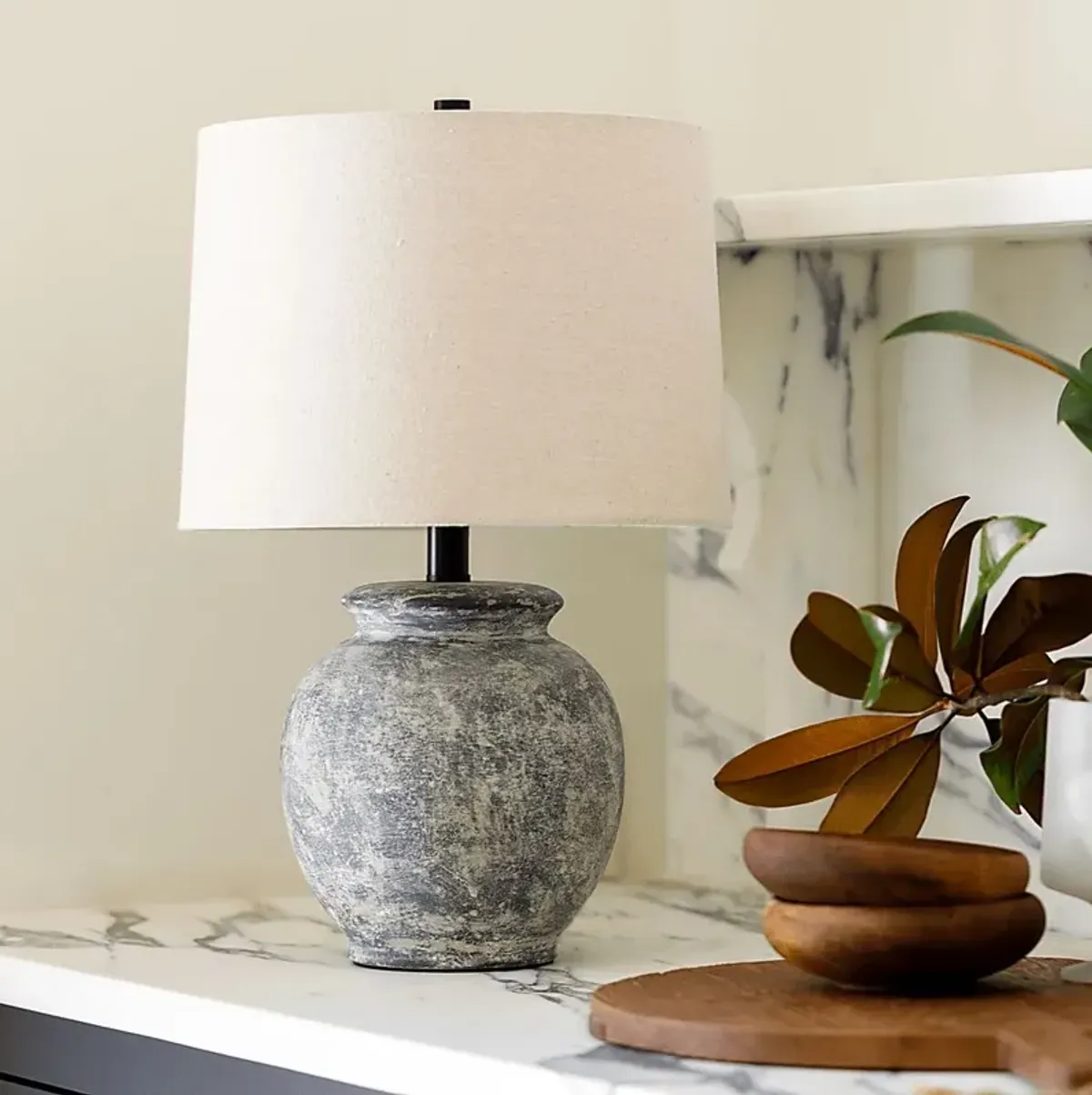 Zinna Cay Gray Lamp