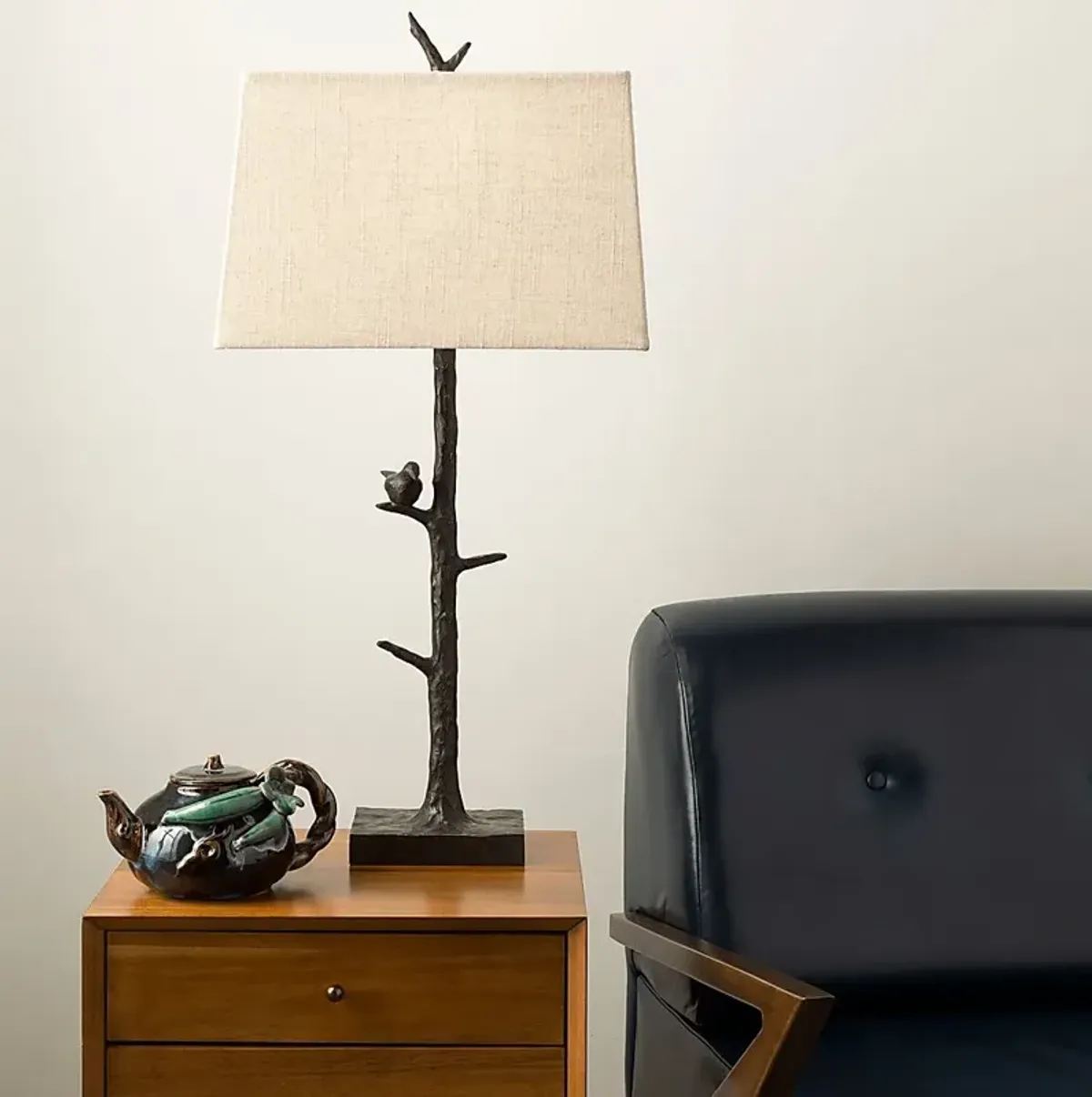 Viera Nest Black Lamp