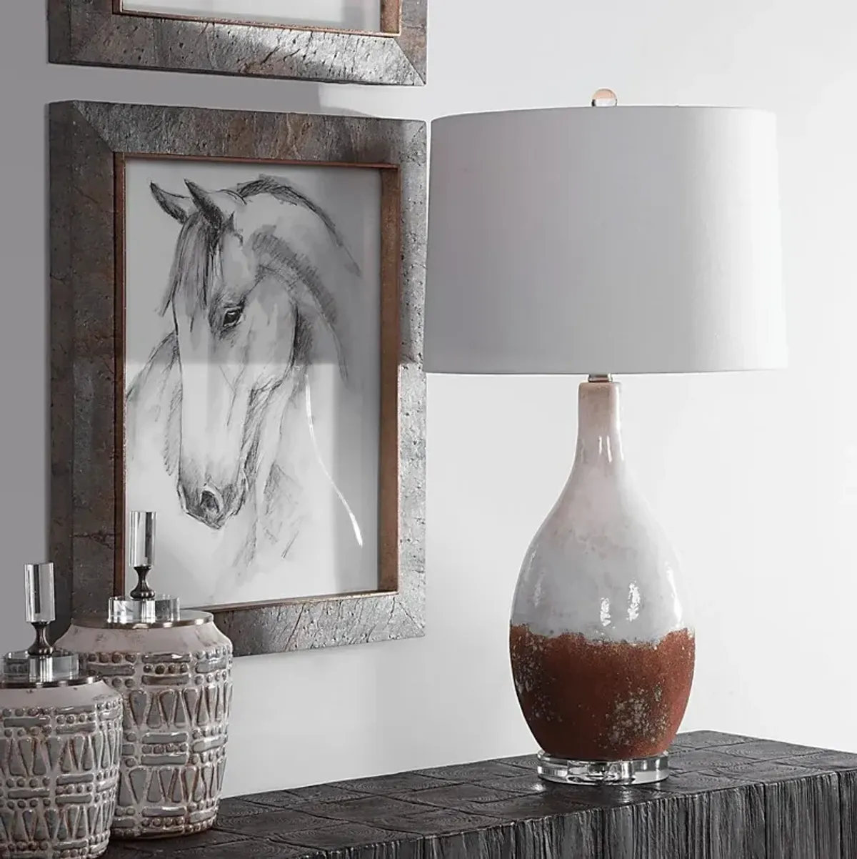 Kai Estates Brown Lamp