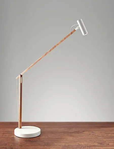 Crowson Natural Lamp