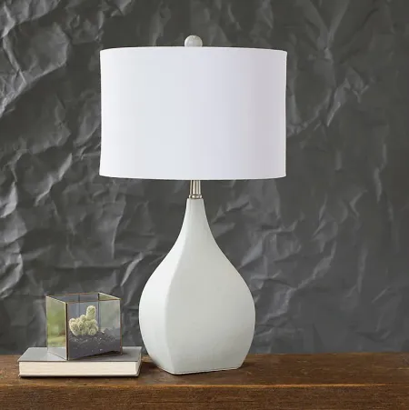 Hyder Place Ivory Lamp