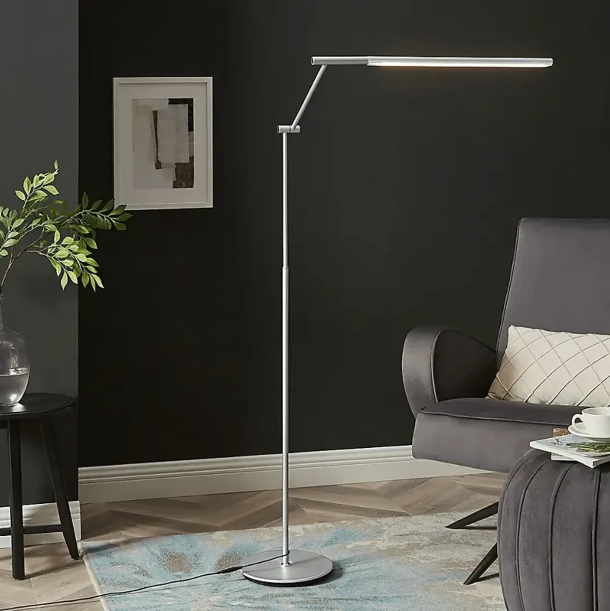 Uryno Road Silver Floor Lamp