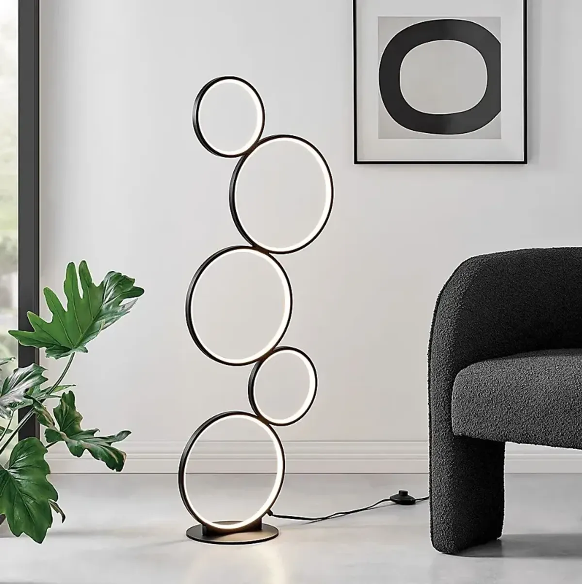 Magna Circle Black Floor Lamp