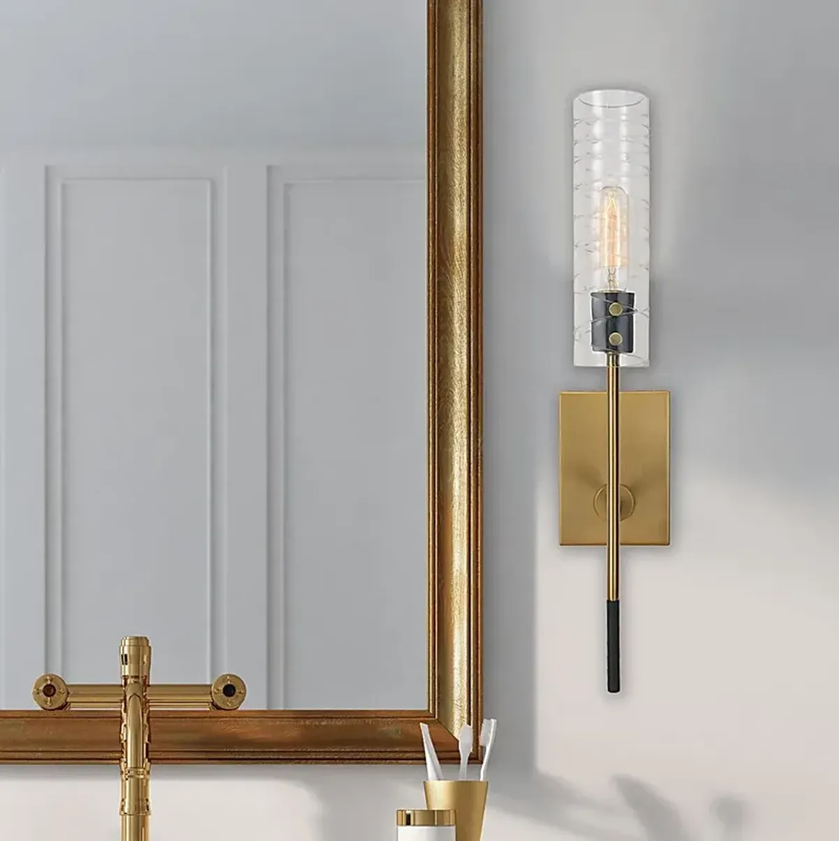 Jaxon Oaks Brass Sconce