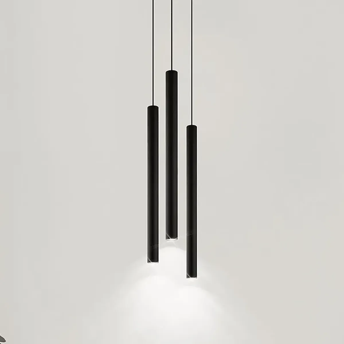 Islandia Alley Black Pendant