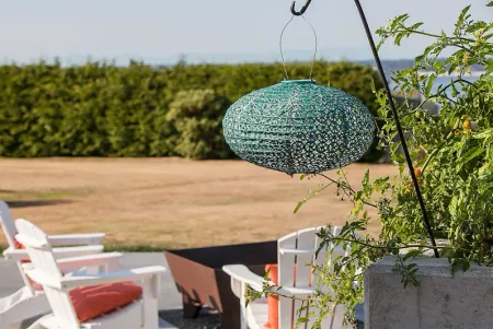 Torchon Emerald Outdoor Solar Lantern
